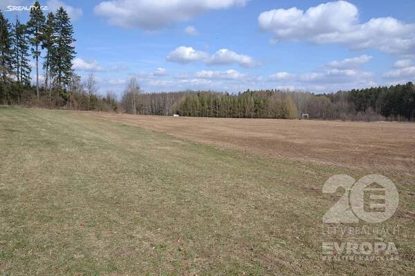Prodej  stavebního pozemku 4 413 m², Hošťalovice, okres Chrudim