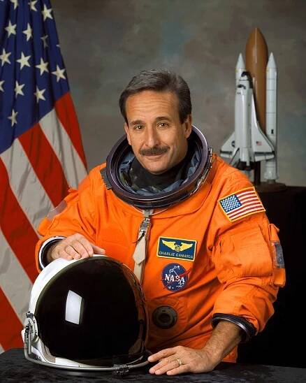Astronaut Charlie Camarda – uniphi good