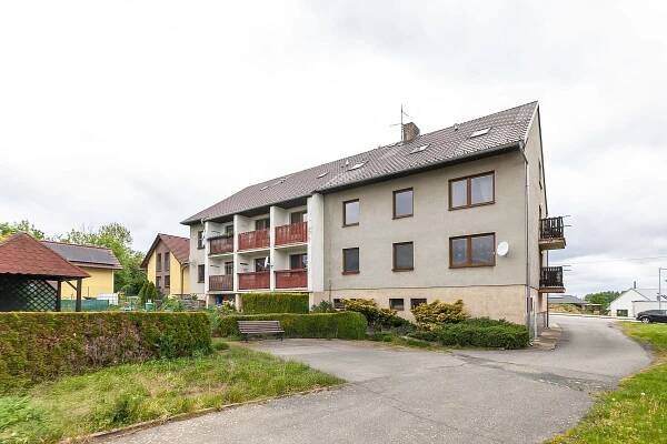 Prodej bytu 3+1 70 m², Veliš, Veliš, Středočeský kraj