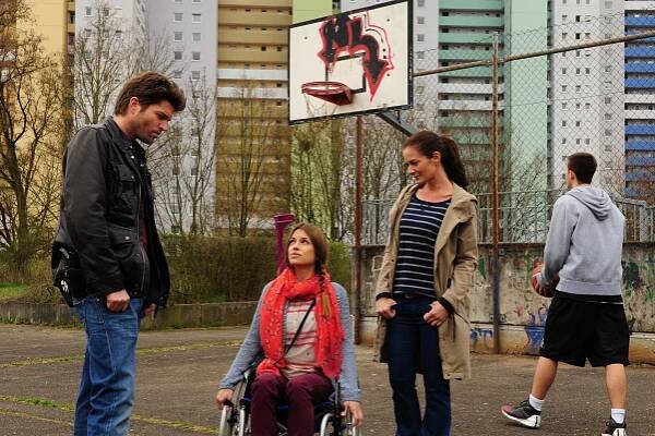 Kriminálka Stuttgart - Taxi ins Jenseits - Z filmu - Peter Ketnath, Anna Julia Antonucci, Yvonne Burbach
