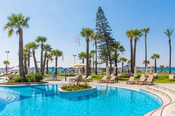 Golden Bay Beach