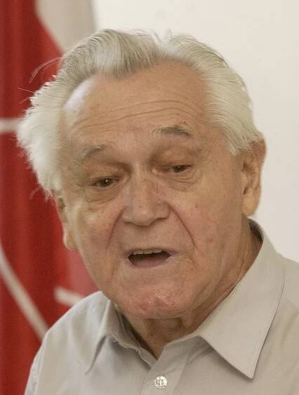 Komunista Miroslav Štěpán má zase trable… Vážná nemoc! A možná přijde i o dům! | Ahaonline.cz 