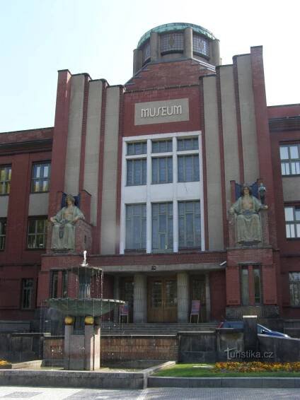 Hradec Králové - Muzeum Východních Čech