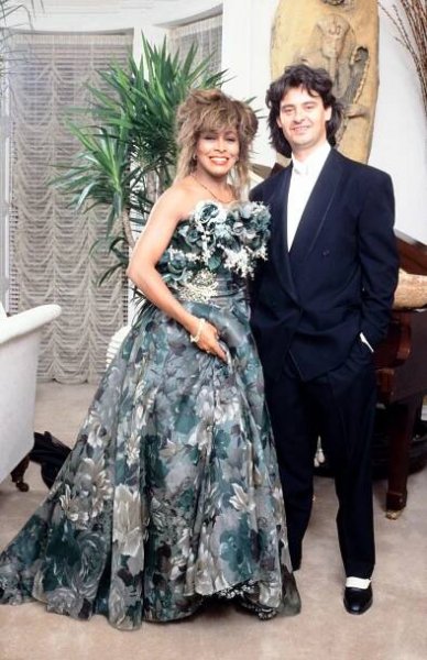 Celebs Who Waited Decades To Get Married