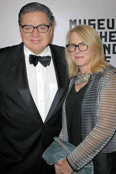 Oliver Platt and Mary Camilla Bonsal Campbell attend 30th annual Museum Of The Moving Image Salute to Warren Beatty on November 2, 2016 in New York City.