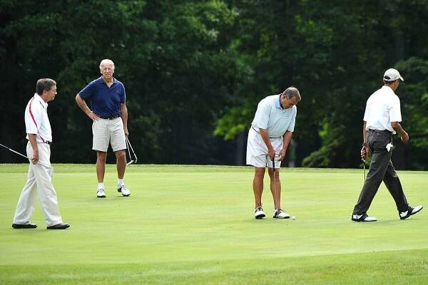 John Boehner, John Kasich (L), US Vice President Joe Biden (2nd L) and US President Barack