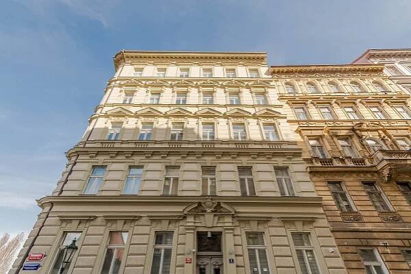 Všehrdova, Malá Strana - Praha 1 | Prodej, Byt 1+kk, 32 m²