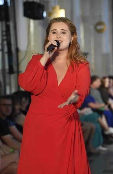 Toxický vztah ji ničil, ale neuměla odejít: Zpěvačka Elis Mrazová odhalila, čím si s expartnerem prošla