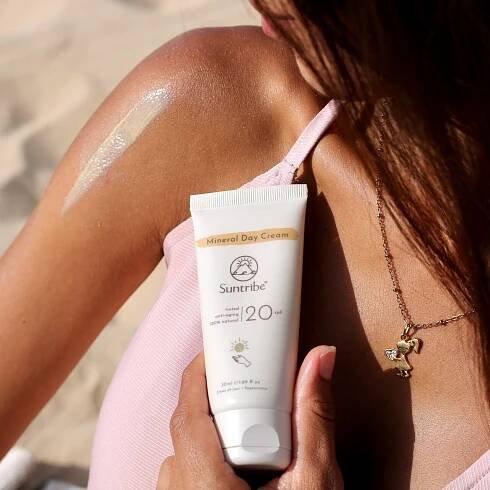 Suntribe Přírodní minerální denní krém SPF 20 50 ml - Krásná Každý Den, váš e-shop s přírodní kosmetikou 