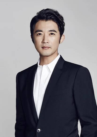 Ahn Jae-Wook-p1.jpg