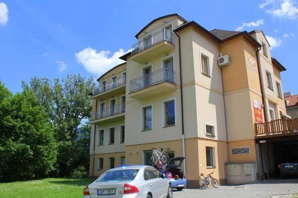 Budova, kde se hotel nachází