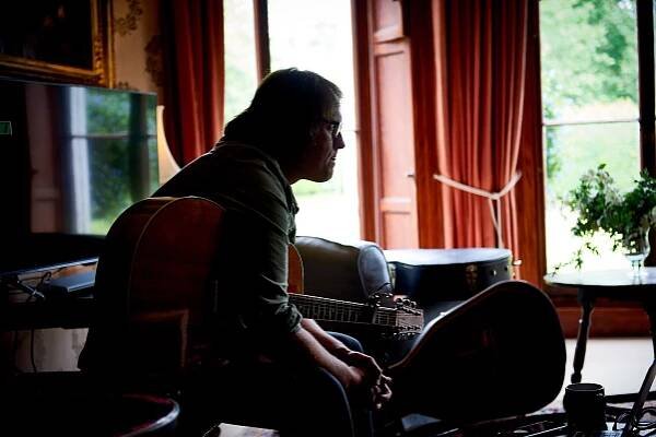 Chris Difford Songwriting Retreat - The Buddy Holly Educational Foundation