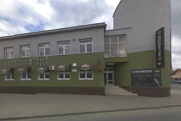 Restaurace a pivnice U Hudečků foto 1