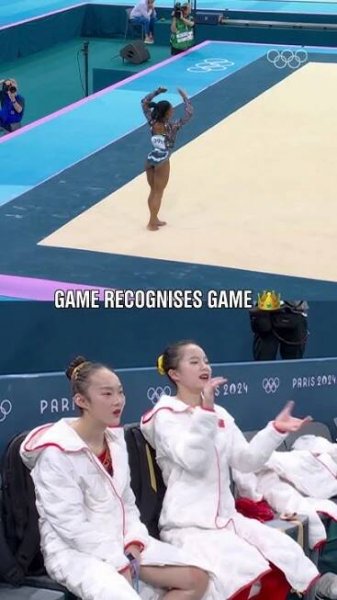 Zhang Yihan & Zhou Yaqin taking in Simone Biles’ greatness at #Paris2024