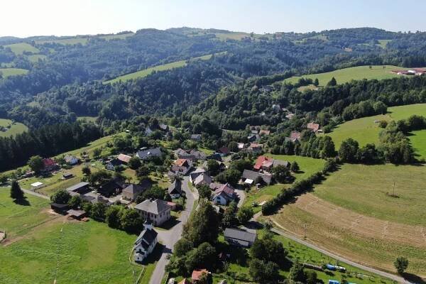 Štíty z ptačí perspektivy 2023- foto Ivo Cygrýd - Město Štíty