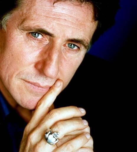 Gabriel Byrne fotka