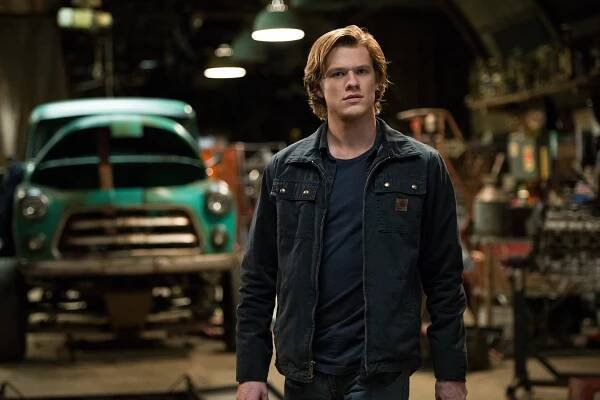 Monster Trucks - Z filmu - Lucas Till