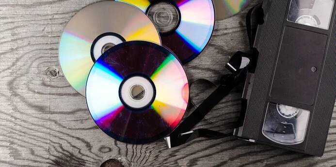 Převod VHS kazet v délce až 240 minut na DVD nebo Flash disk