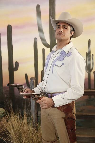 Jaime Camil - Actor, Personality
