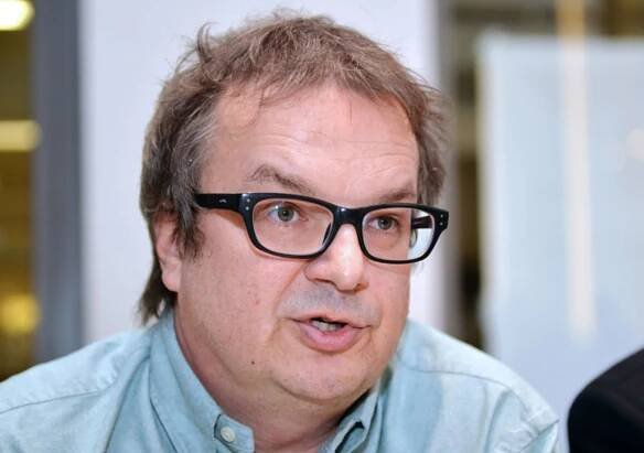 Soud rozhodl, za otcovy hry dostane Filip Smoljak od Cimrmanova divadla 93 tisíc