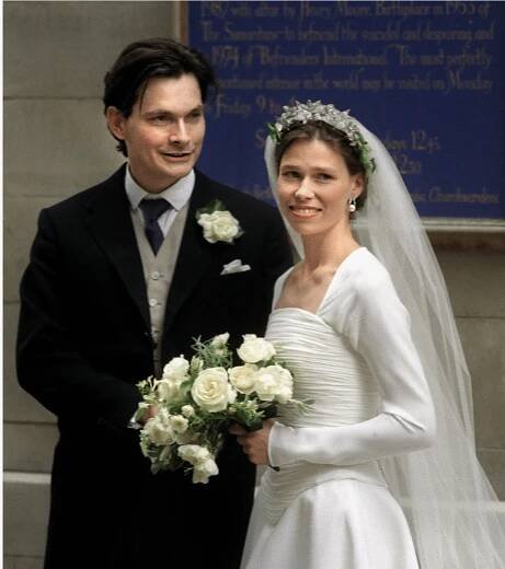 Bride Sarah Armstrong-Jones (daughter of Britain's Princess Margaret and Lord Snowdon) with her groom Daniel Chatto after their wedding