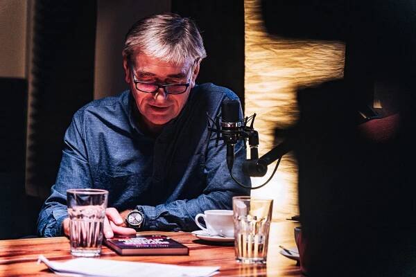 Kriminalista, který na přednáškách pobláznil Plzeň: Fronta stála až na náměstí