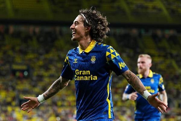 Borussia Dortmund make Wolves forward Fabio Silva No. 1 target - Get German Football News