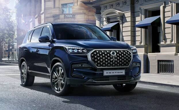 Cesta k velké čtyřkolce s pořádným motorem a rozumnou cenou? Nový SsangYong Rexton jde do prodeje