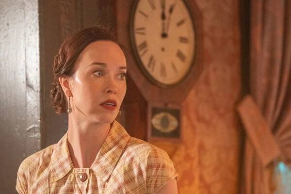 Elyse Levesque - Quantum Leap - O Ye of Little Faith - Z filmu