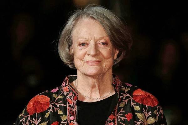 Maggie Smith arrives at "The Lady In The Van" - Centrepiece Gala, at Odeon Leicester Square on October 13, 2015 in London, England.