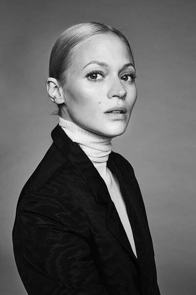 Mavie Hörbiger | scenario | agentur für film und fernsehen GmbH