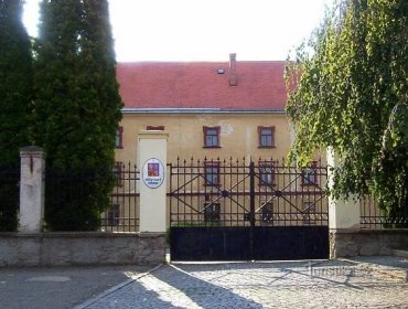 Pacov-zámek-brána na nádvoří-Foto:Ulrych Mir.