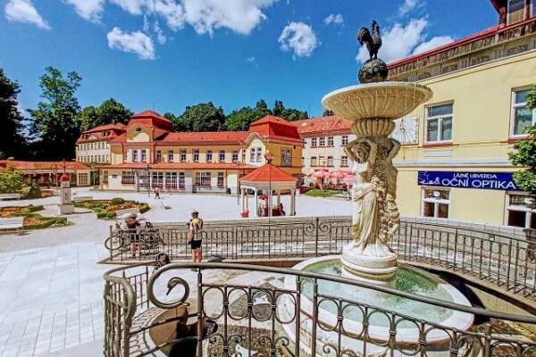Od počátků až do dnešních časů jsou hlavní léčivou silou místní prameny minerální vody | foto: Jaroslav Hoření,  Český rozhlas