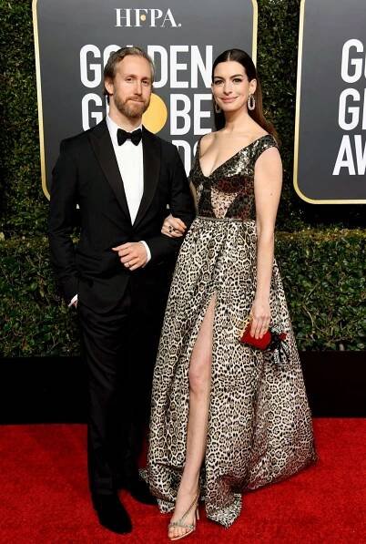 Anne Hathaway and Adam Shulman at an event for 2019 Golden Globe Awards (2019)