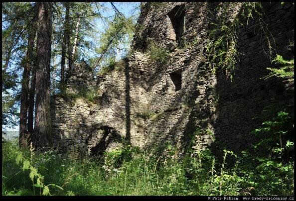 Kašovice – fotografie / hrady-zriceniny.cz