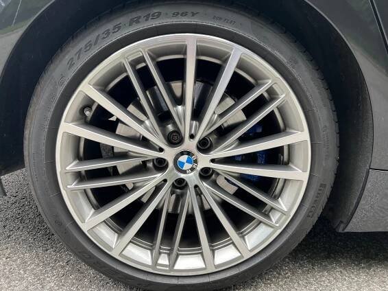 BMW Řada 5 SportLine 540i / 250 kW, X-drive, AUT 