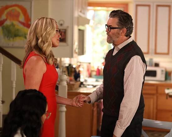 Americká manželka - Lasagna - Z filmu - Jessica St. Clair, Timothy Omundson