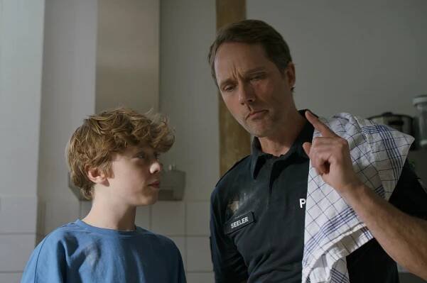 Oscar Levi Hauck, Matthias Schloo - Policie Hamburk - Machtlos - Z filmu