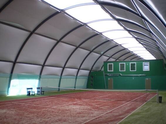 09-2010 / Tennis hall BAZAR