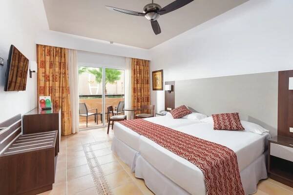 Hotel Riu Funana 28