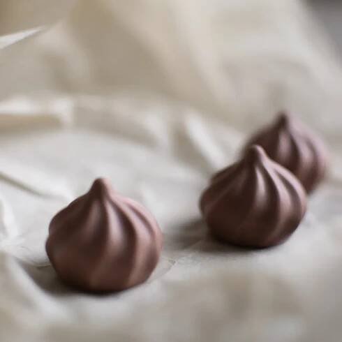                            Keramická dekorace pusinka Meringue Apricot                        