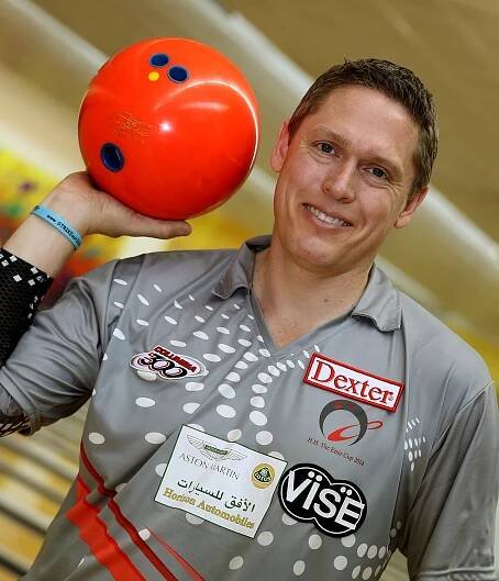 Chris Barnes (bowler)