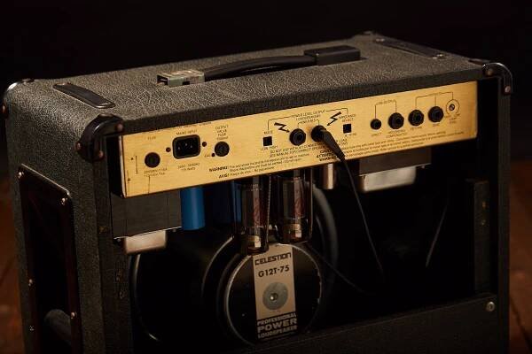 Marshall JCM 900 Combo 50W Model 2501