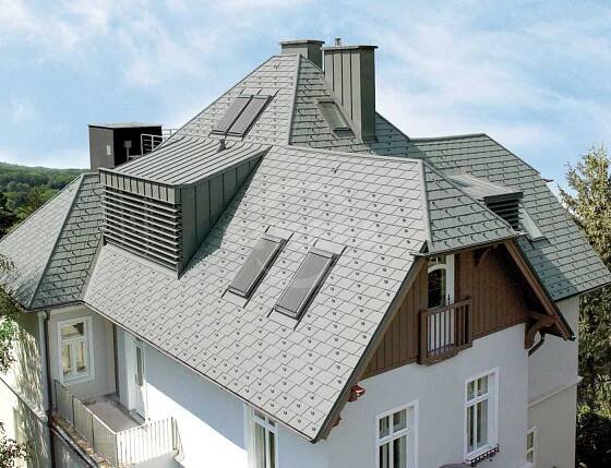 Falcovaná šindel, povrch stucco, Světle šedá P.10