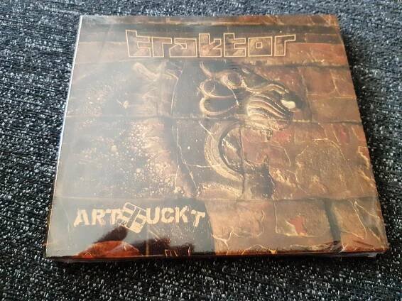 CD TRAKTOR - ARTEFUCKT 2020 / se skladbou LETOKRUHY / ZAPEČETĚNÉ