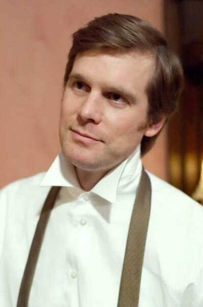Peter Krause in 'Dirty Sexy Money'