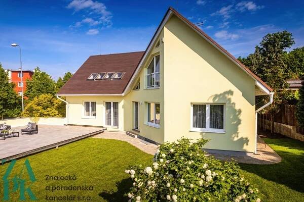 Prodej rodinného domu, 411 m2, Plzeň, ulice Kotíkovská, okres Plzeň-město