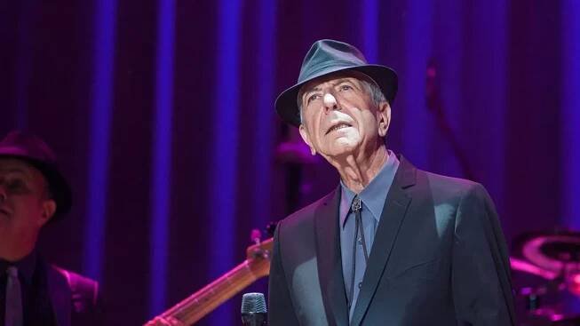 Leonard Cohen dead: Bette Midler, Justin Timberlake and Slash lead tributes to Hallelujah star