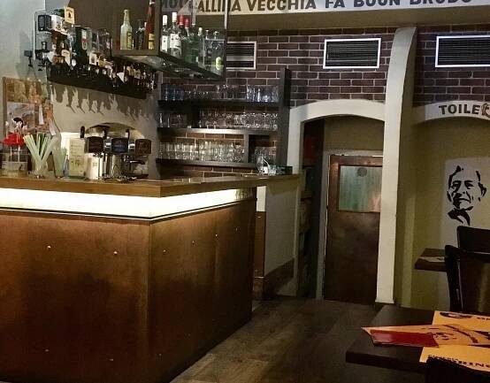 STRAPATA BOHUNKA BISTRO & CAFE, Jindrichuv Hradec - Restaurant Reviews, Photos & Phone Number - Tripadvisor