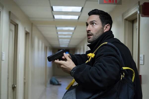 Nepřítel uvnitř - Horovo oko - Z filmu - Noah Mills